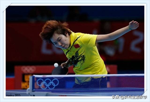 乒乓球上旋发球与下旋发球的区别,乒乓球发球规则怎么规定交替发球