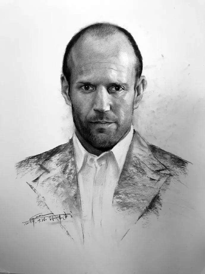 画一幅素描100万笔,胡歌、李现、迪丽热巴在他笔下全都画活了