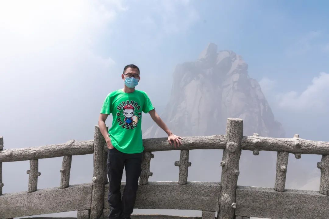 五岳中的南岳位于哪个省,九华山和天柱山哪座更值得游一游