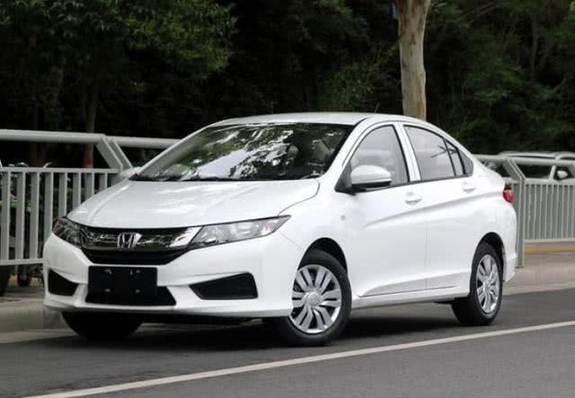 最新款广汽本田锋范测评,家用代步轿车本田锋范值得购买吗