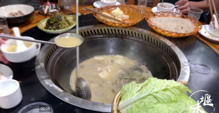 十堰旅游吃什么,十堰又能吃又能玩的地方