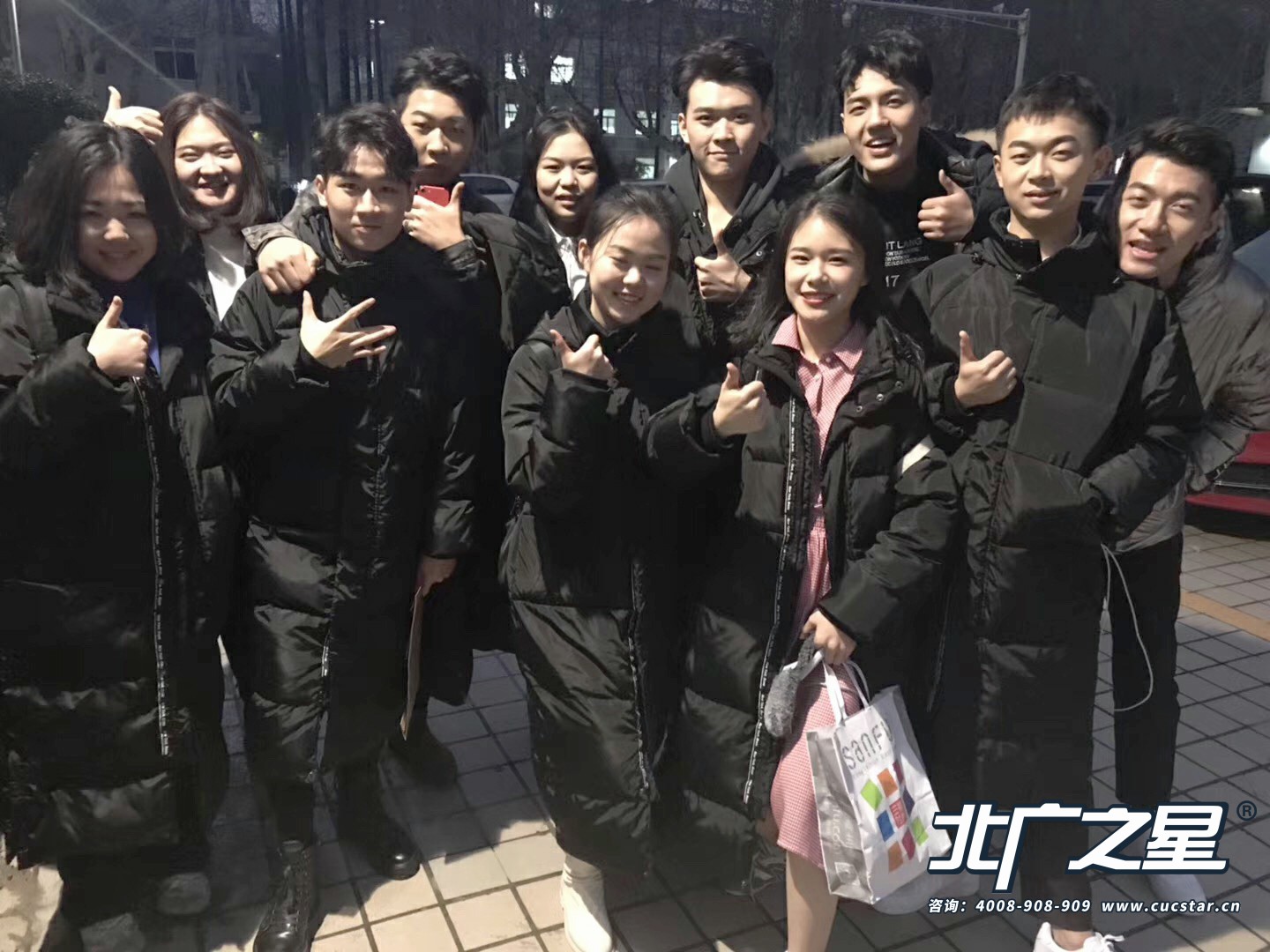 孩子成绩不好走艺考道路,普通家庭孩子学习差如何参加艺考