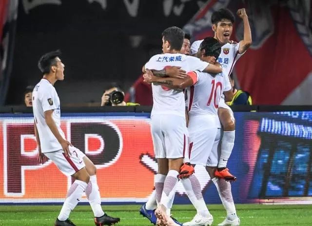 五大联赛单场进球纪录,国内职业联赛连续多场进球纪录