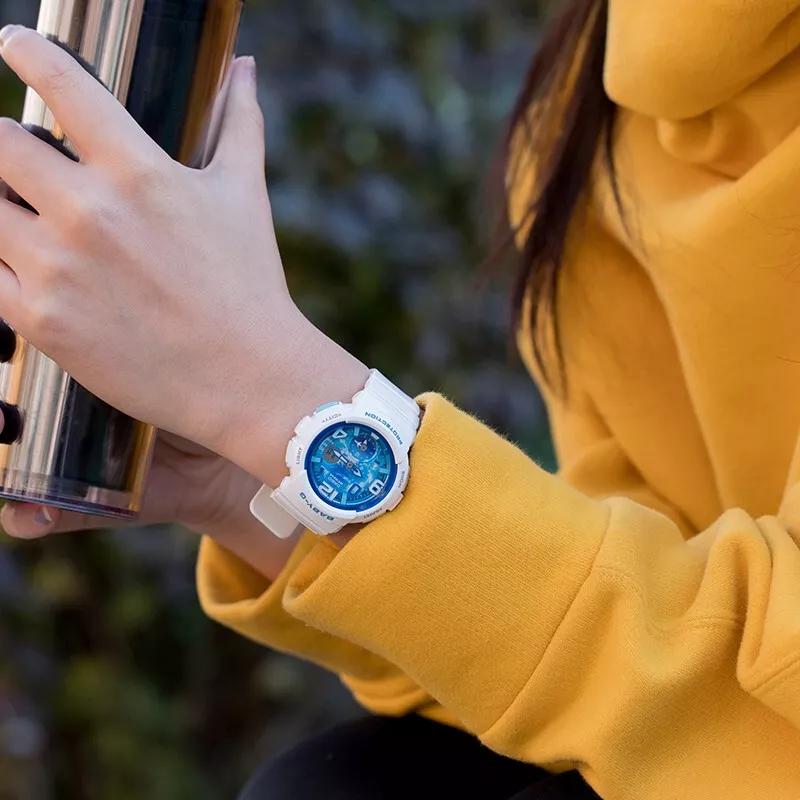 卡西欧夏日炫色百搭,卡西欧mrg-g1000b-1a4腕表