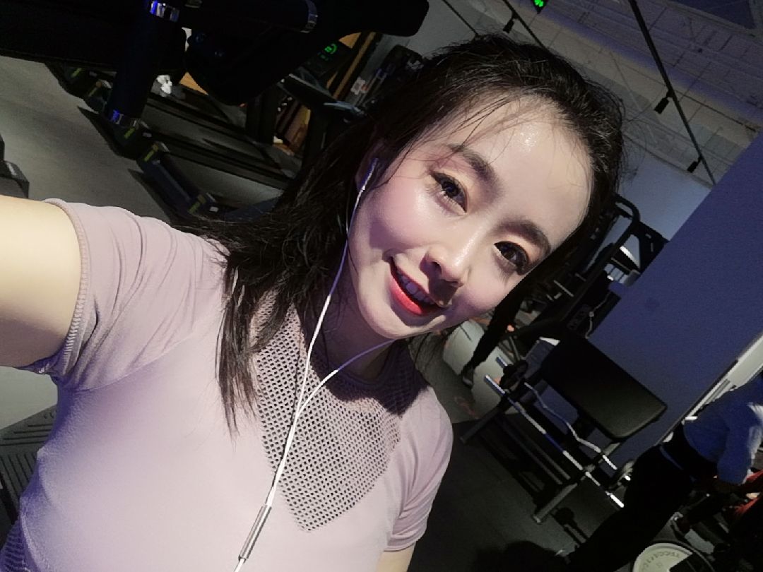 170女生体重多少才会有马甲线,170几斤可以拥有马甲线