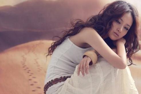 分开后男人放不下一个女人的表现,男人放不下一个女人的五大表现