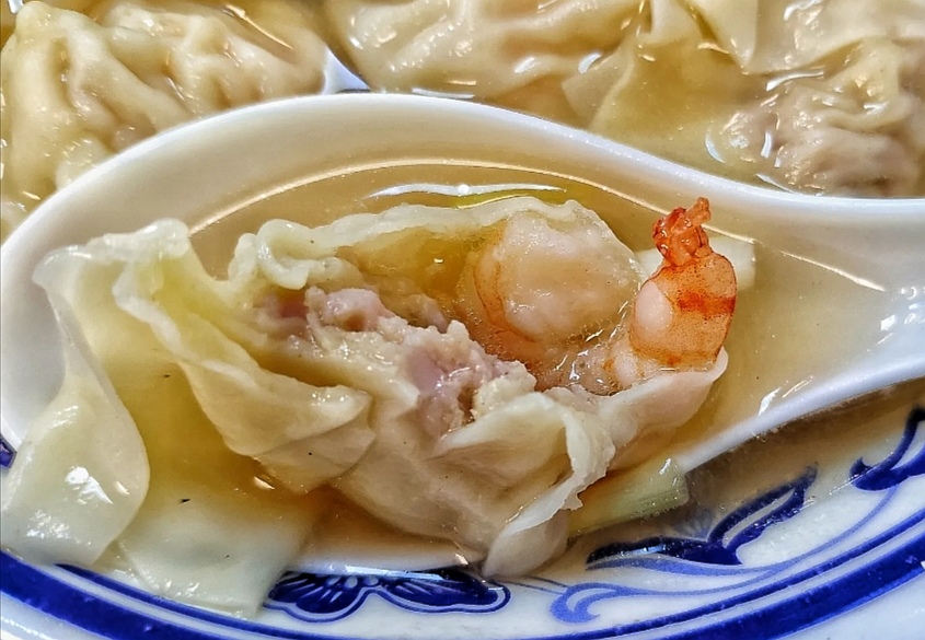 龙津这二十多年老牌街坊面馆，究竟凭何美味开遍荔湾老广都爱吃？