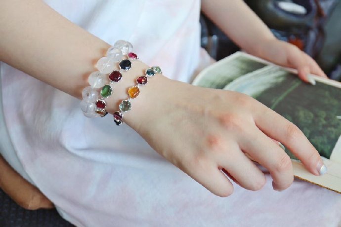 七夕节给女朋友送什么首饰好呢,七夕节礼物送什么首饰好