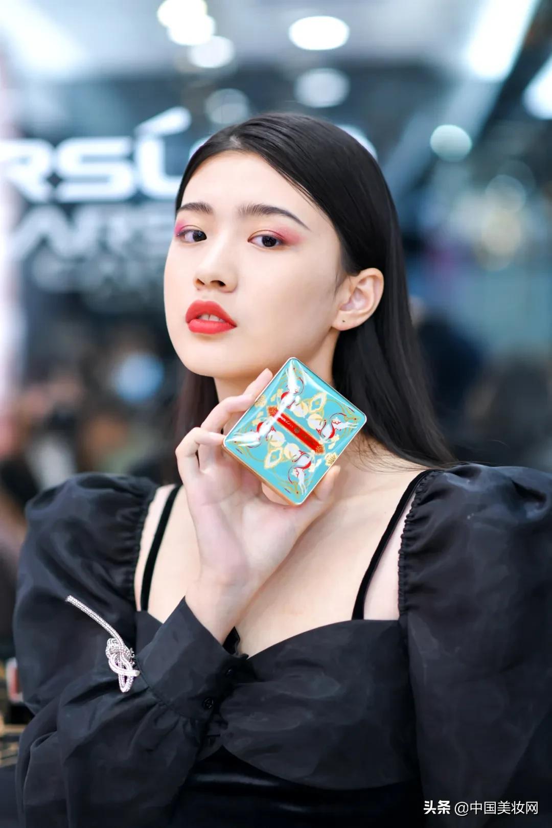 卡姿兰商场美妆活动,卡姿兰美妆品牌店