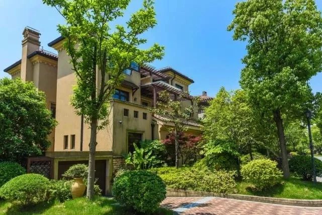 大众湖滨花园三开间朝南房子,大众湖滨花园小户型