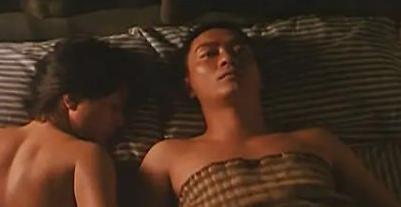 发现妈妈被杀假装写作业,发现妈妈遇害假装写作业电影简介