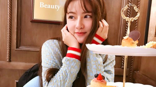 斗鱼神豪帆爷退鱼,斗鱼神豪刷20万挽留一姐