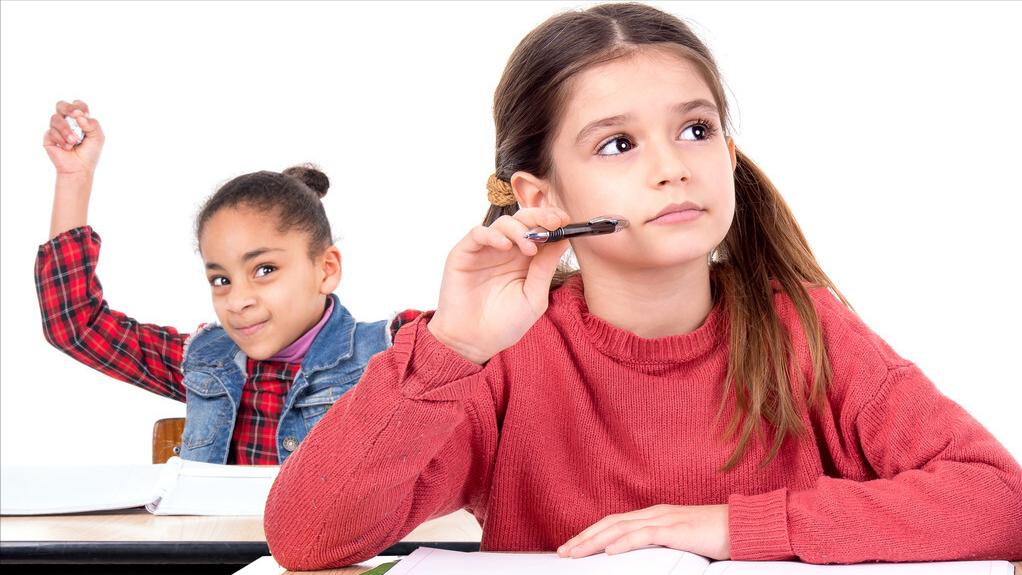 小学成绩差的初中也会差吗,小学成绩好的学生以后会出问题吗