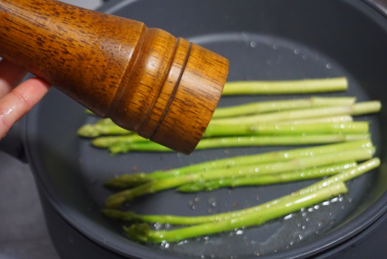 牛排煎出的肌红蛋白,煎牛排肌红蛋白从表面流出怎么办