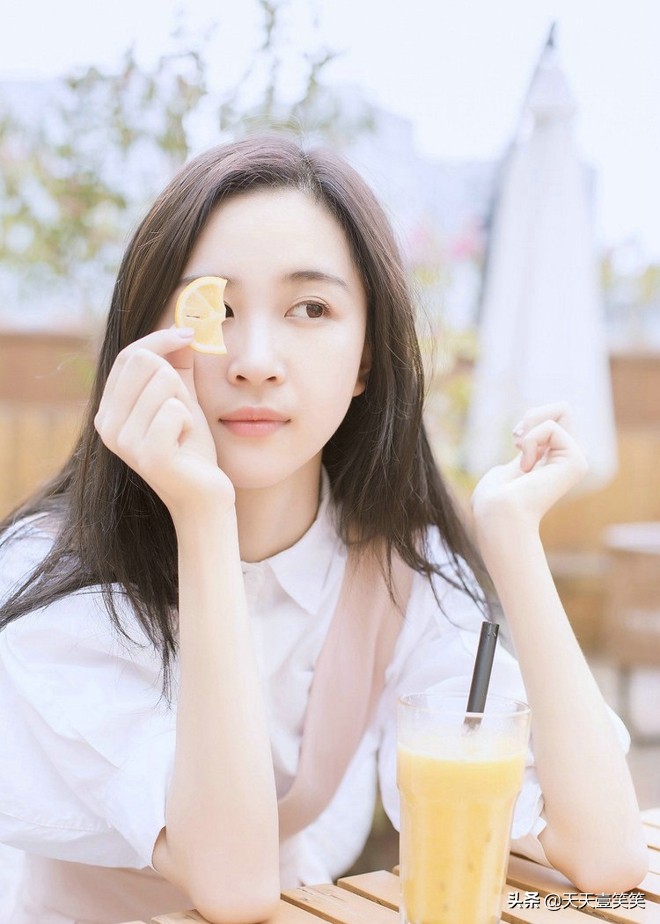 爆笑经典冷笑话,下雨糗事搞笑冷笑话,今天下雨于是打出租上班