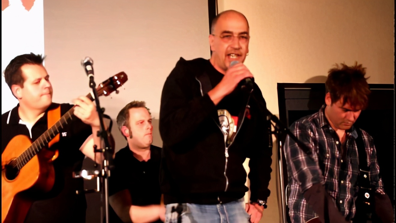 德国足球人口有多少,杨晨德乙圣保利