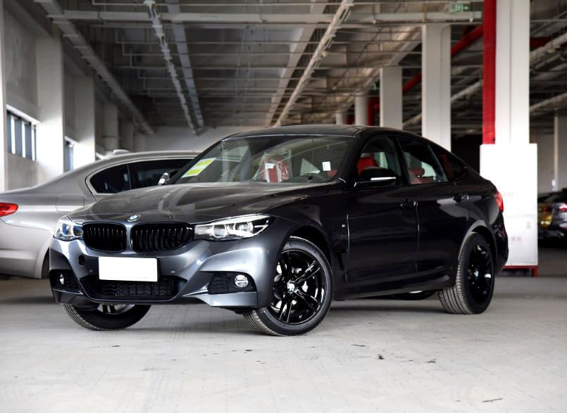 宝马3系gt2016款328i2.0t,国产后排座椅放倒全平的两厢小车
