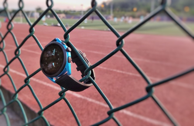 阿玛尼智能腕表第五代,阿玛尼智能手表第四代art5006