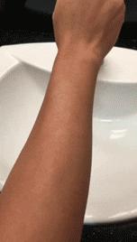 去死皮沐浴露带香味的,代购的大牌香水