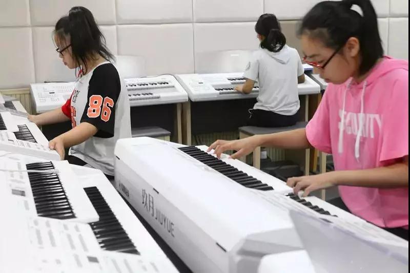 双排键演奏教学,成都双排键弹奏