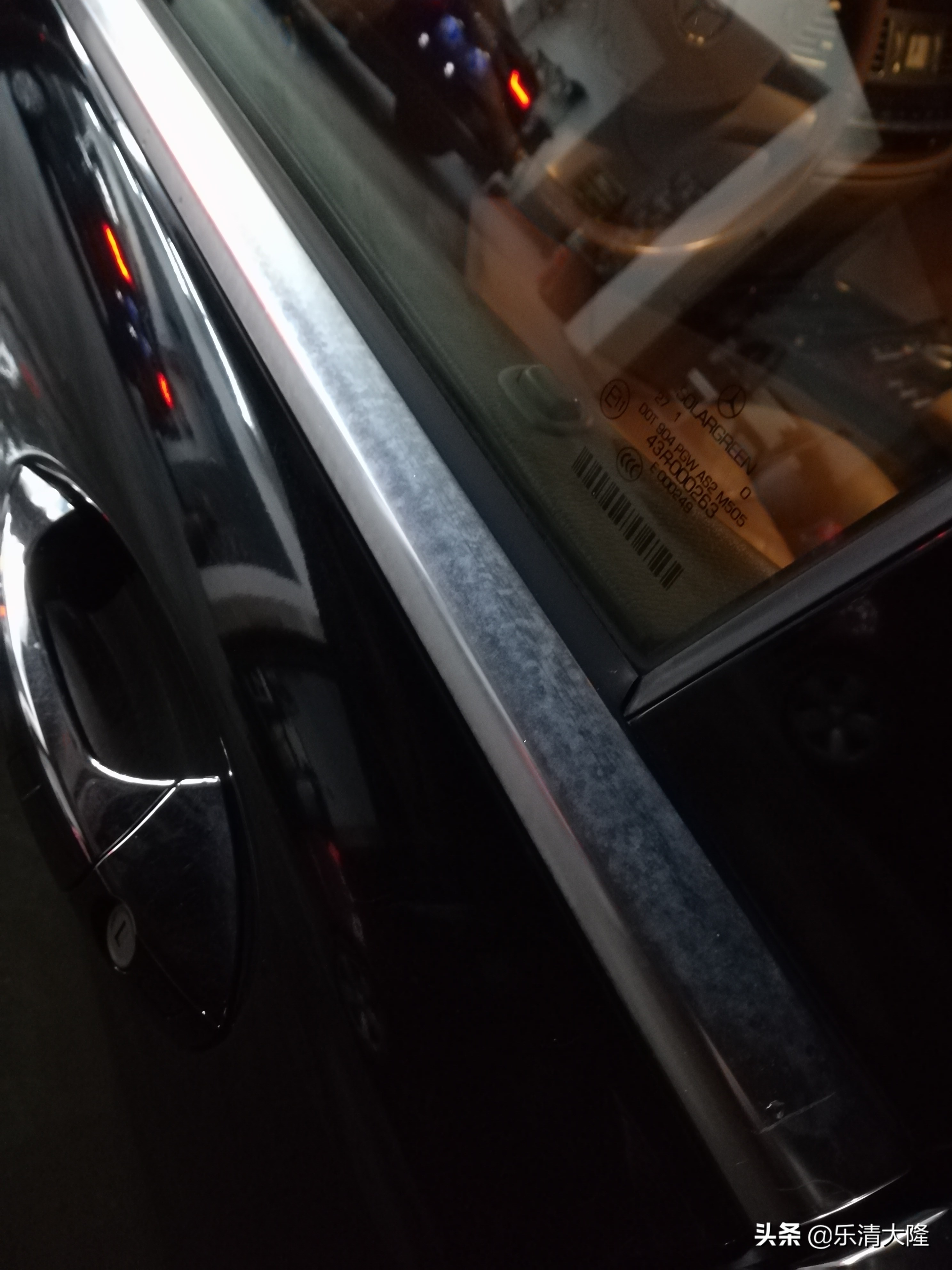 奔驰s350门边镀铬条,奔驰s350座椅清洗翻新