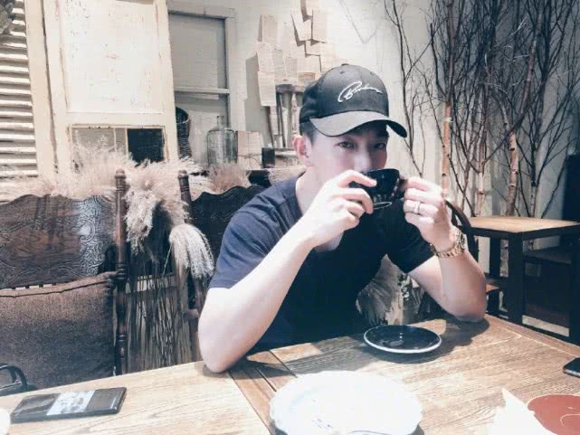 军嫂张馨予网购消毒液被骗？收到两空瓶，要维权发现店铺不见了