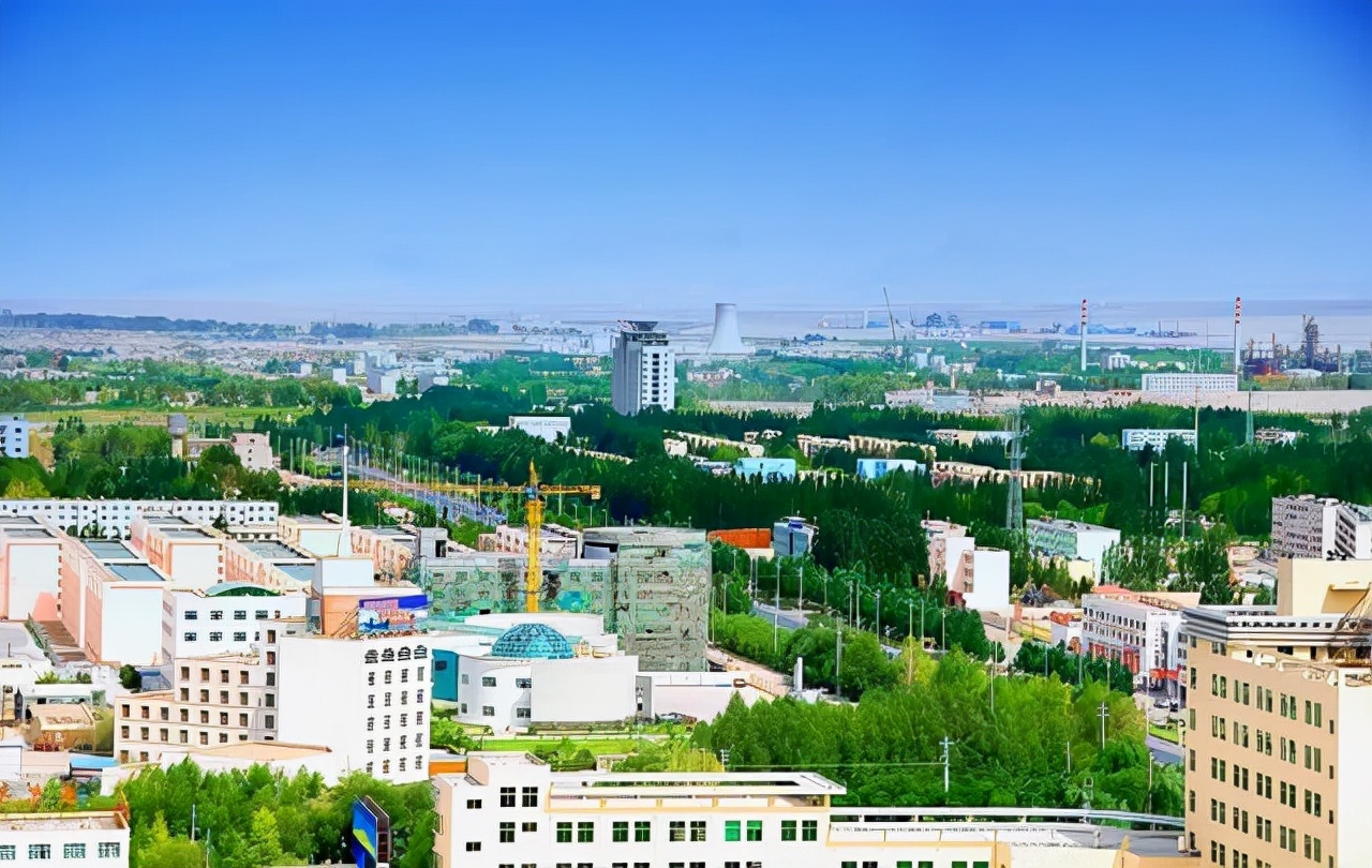 去格尔木的感受,第一次去格尔木会不会有高原反应