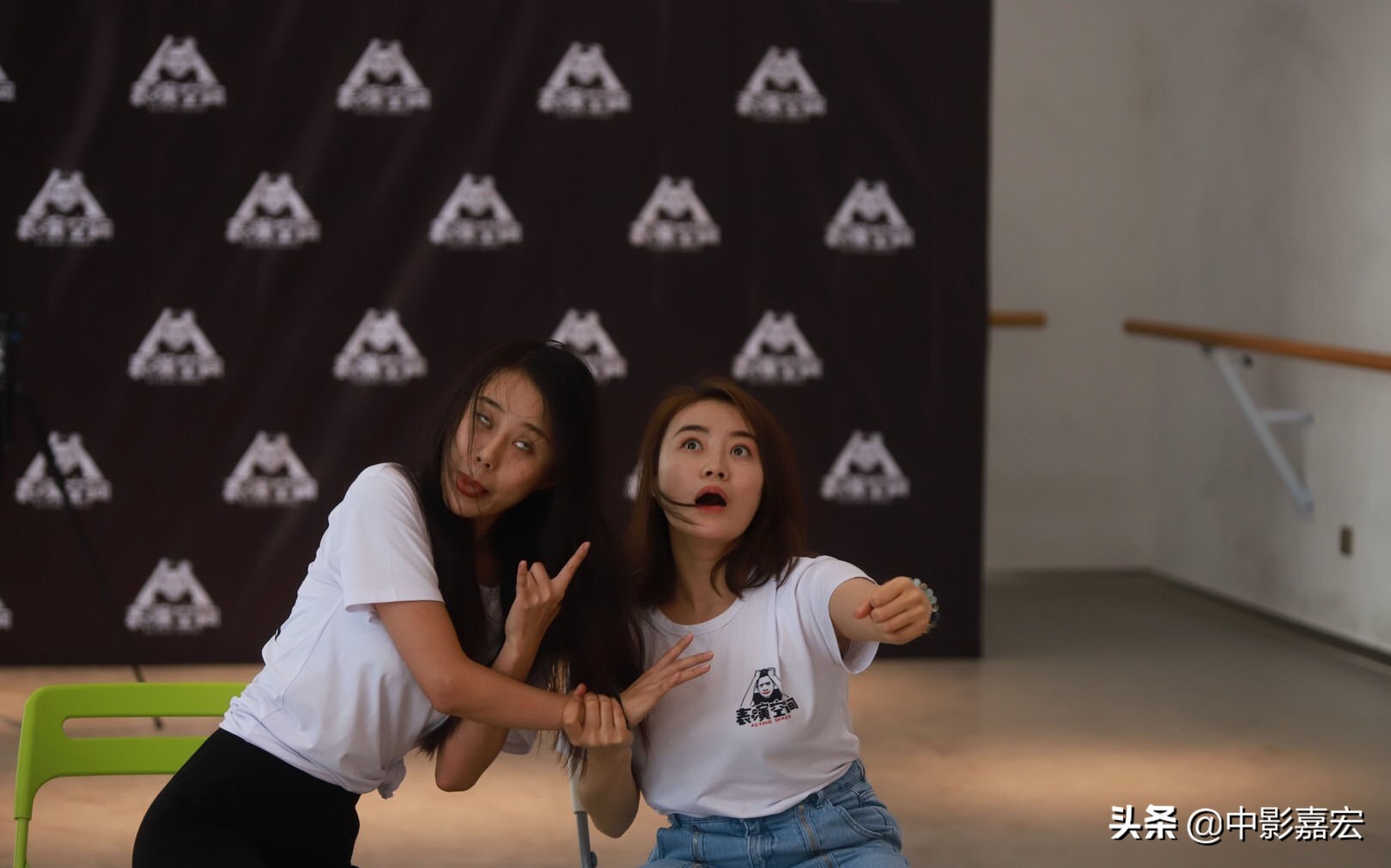 成为演员要学好什么专业,演员如何学表演进入角色