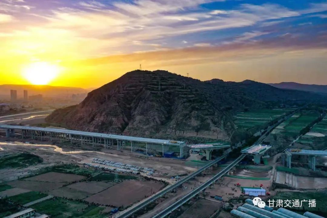 甘肃连霍高速复线最新消息,甘肃高速公路通车最新消息