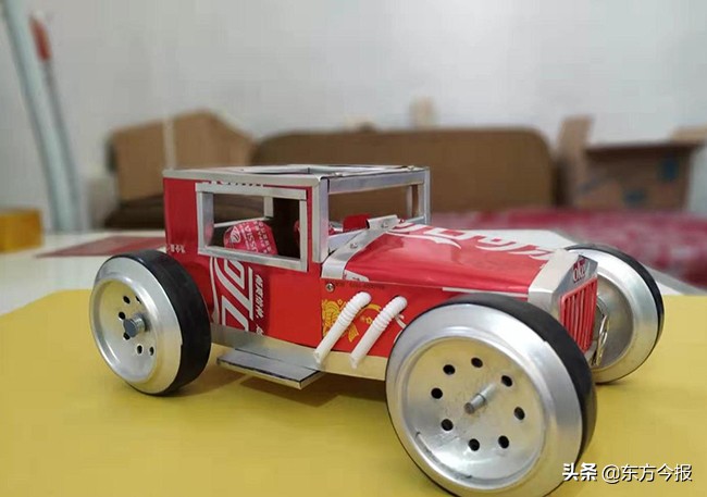 易拉罐改装垃圾分类,易拉罐塑料瓶废物改造