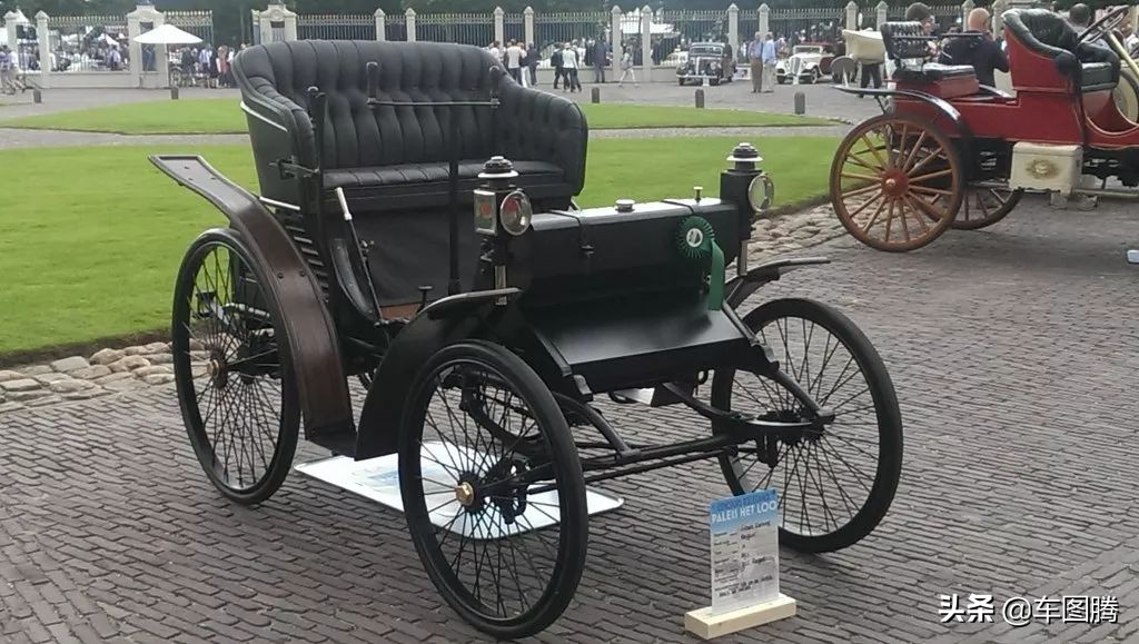 还有谁想成为“爆款”？让巴黎时装周上的标致4008来告诉你吧