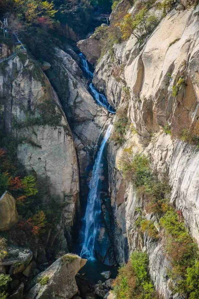 写意云山秀水国画图片,写意山水林间幽境