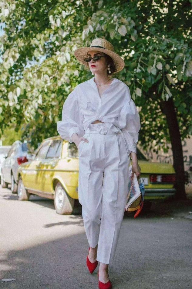 衬衫潮流百搭女,适合40岁女人穿的衬衫比较高级感