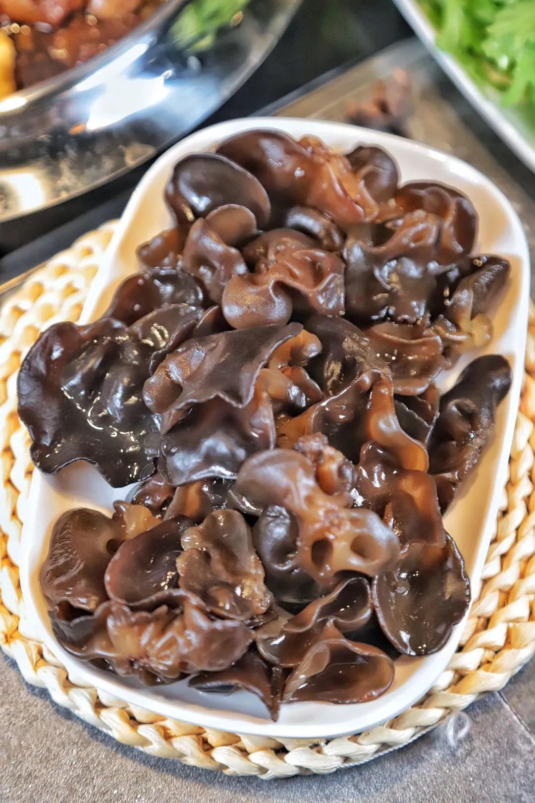 太香了连吃3碗米饭,牛筋牛板筋火锅