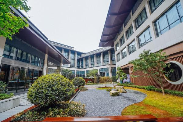 宜春旅游攻略住宿,宜春住十天左右民宿好还是酒店好