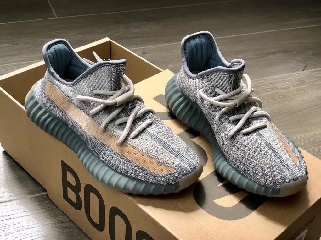 yeezy350v2左右脚感不一样,yeezy350国风