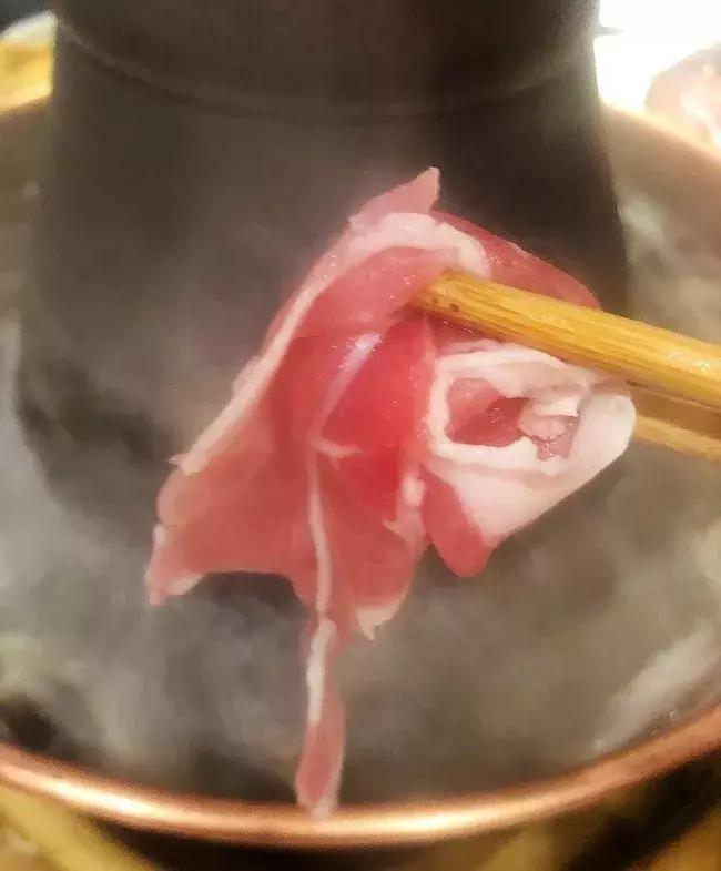 北京铜锅涮肉排队王,老北京涮肉火锅测评