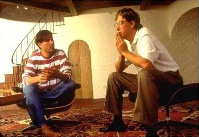 乔布斯说比尔盖茨偷技术,乔布斯偷师