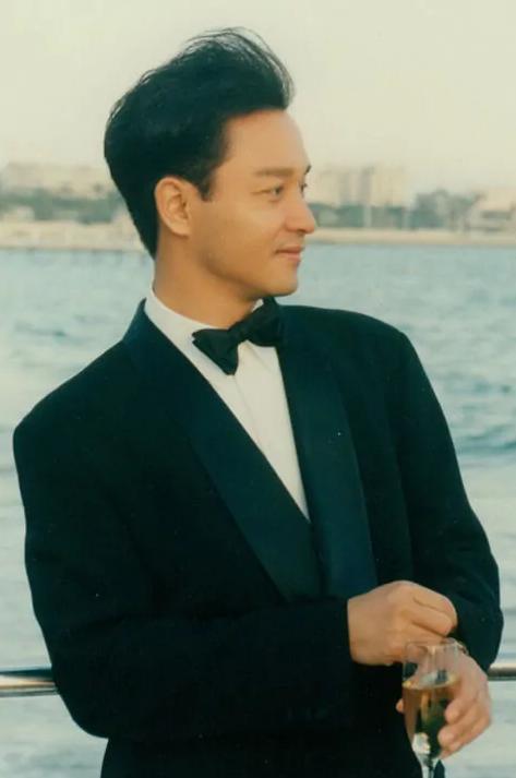 张国荣抑郁症真实原因,张国荣抑郁症真实生活