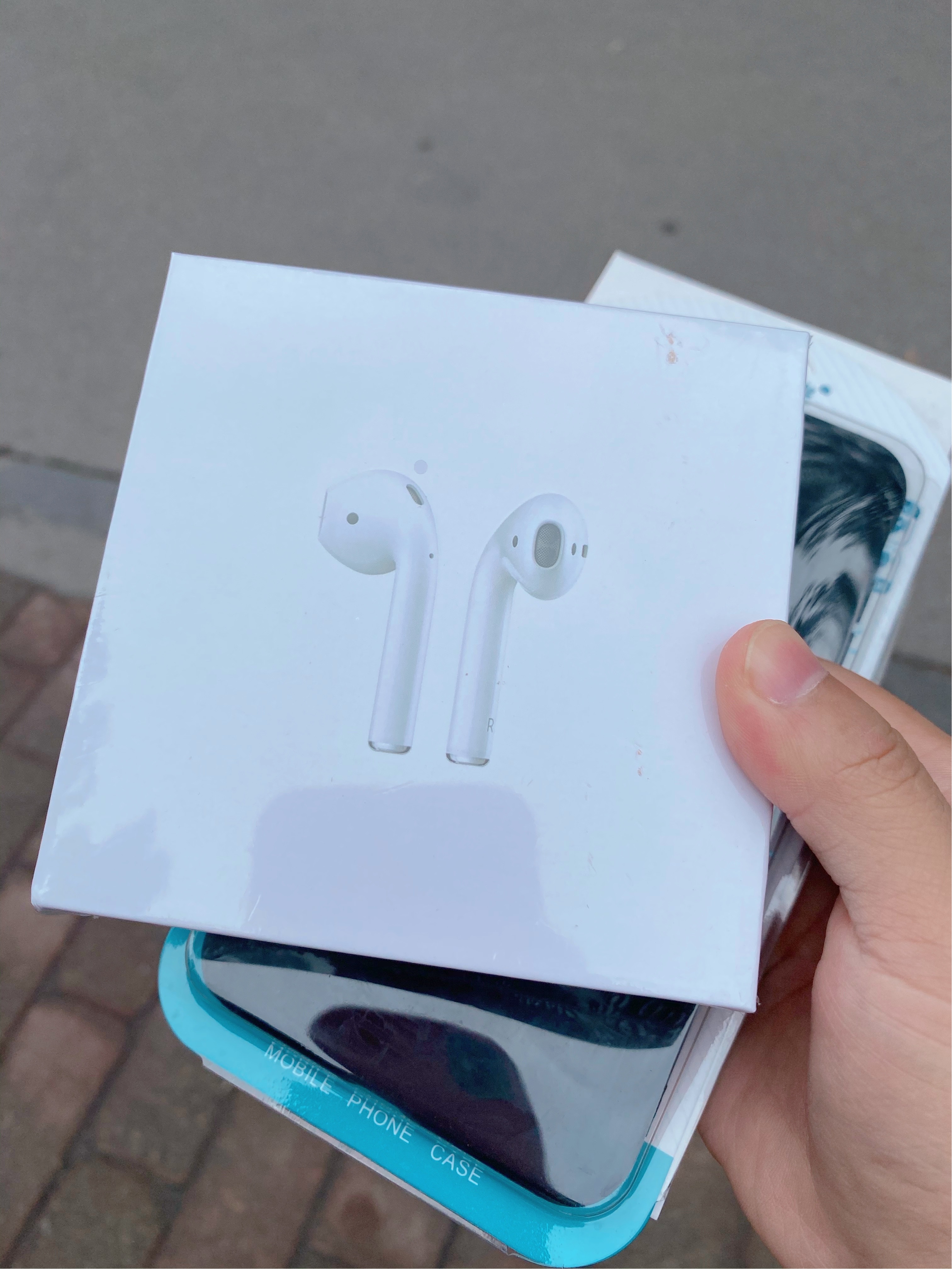 华强北100元的airpods,华强北airpods1562m检测