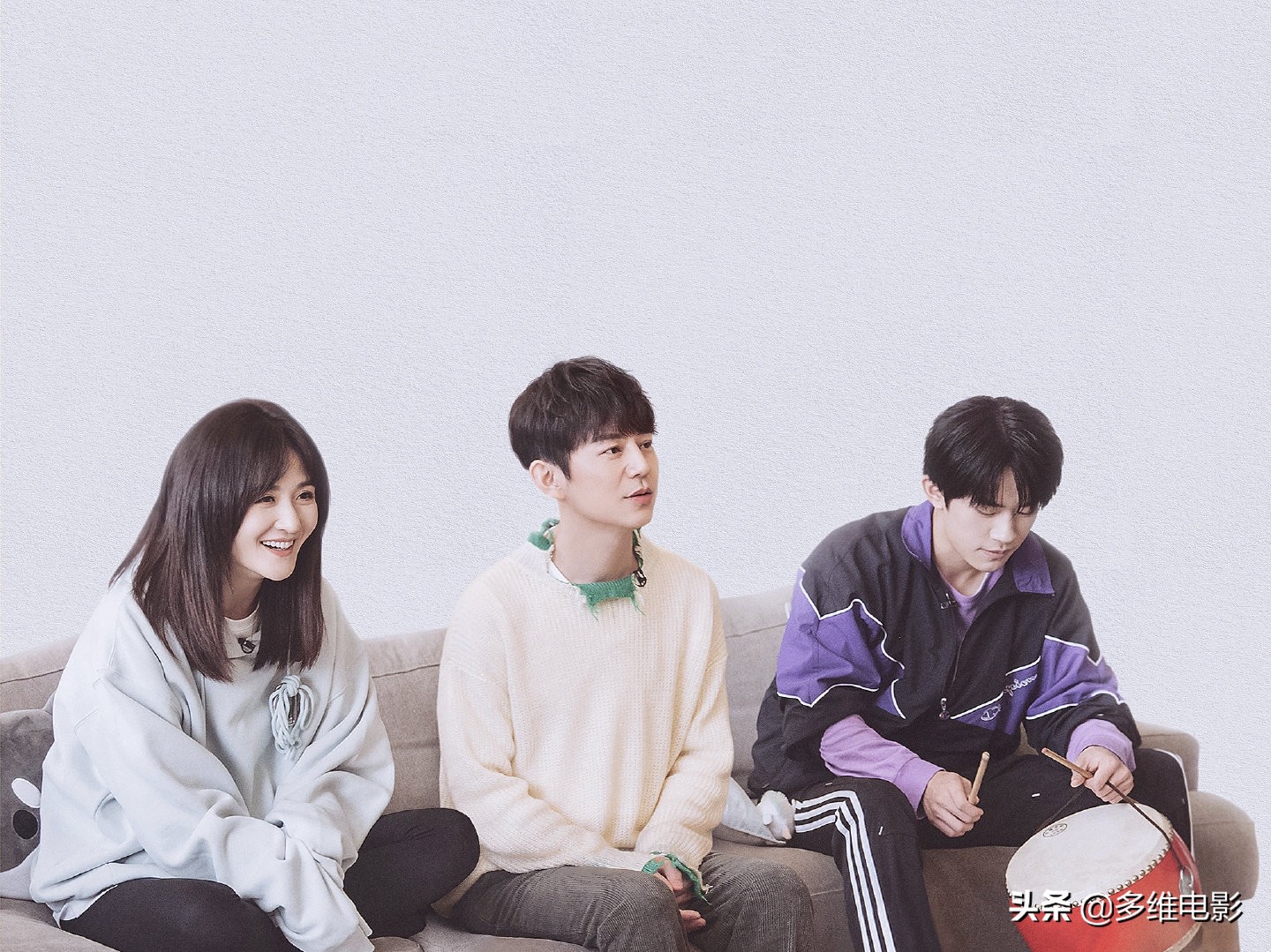 易烊千玺写给谢娜的信,朋友请听好易烊千玺写给谢娜的诗