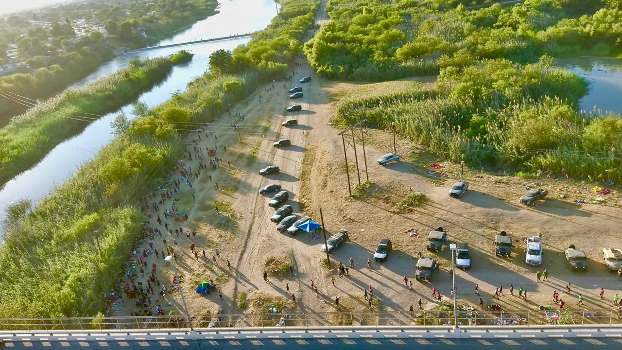 联邦快递与dhl,联邦快递与DHL哪个好