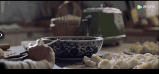 孩子发烧妈妈被家人责怪,孩子发烧姥姥不让喂药