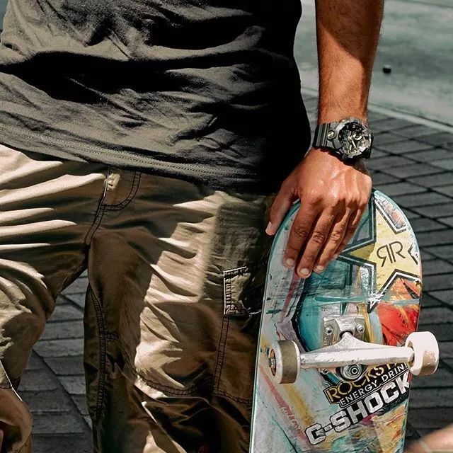 男人戴卡西欧真的会显得幼稚么,成年人男的戴卡西欧丢人不