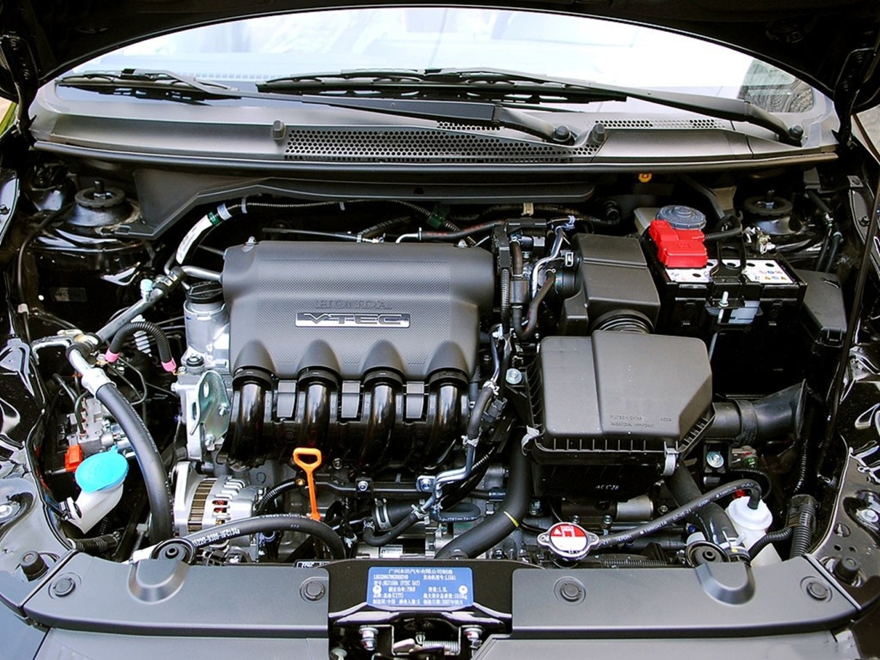 三厢飞度值得入手吗,1万2万多的飞度值得买吗