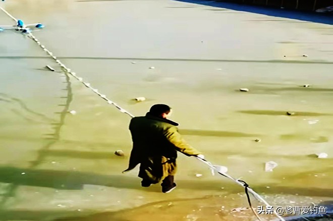 大衣哥经营现状,大衣哥朱之文的生意经和无奈