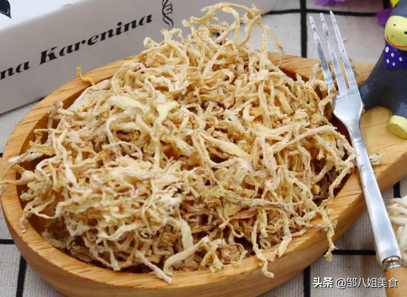 冬天晒萝卜丝的方法,晒干萝卜丝冬天怎么吃