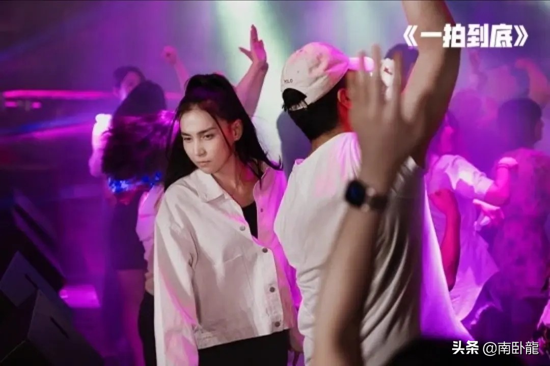 《石榴熟了》上映,石榴团队首部电影来袭,*疆新**沈腾爆笑盛夏