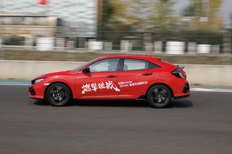 本田honda跑车试驾,东风hondatcr赛车