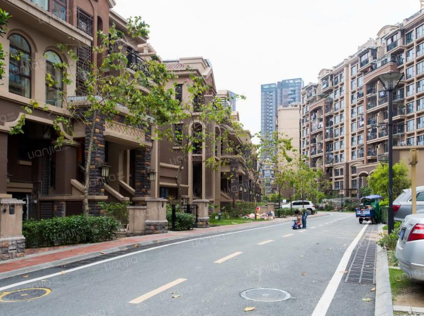 法拍观澜,法拍房观澜湖别墅